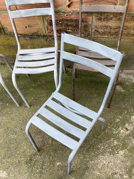 14 metal bistro chairs