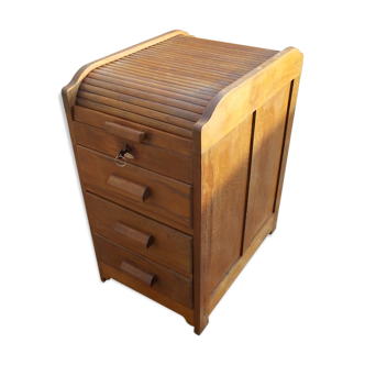 Cabinet curtain