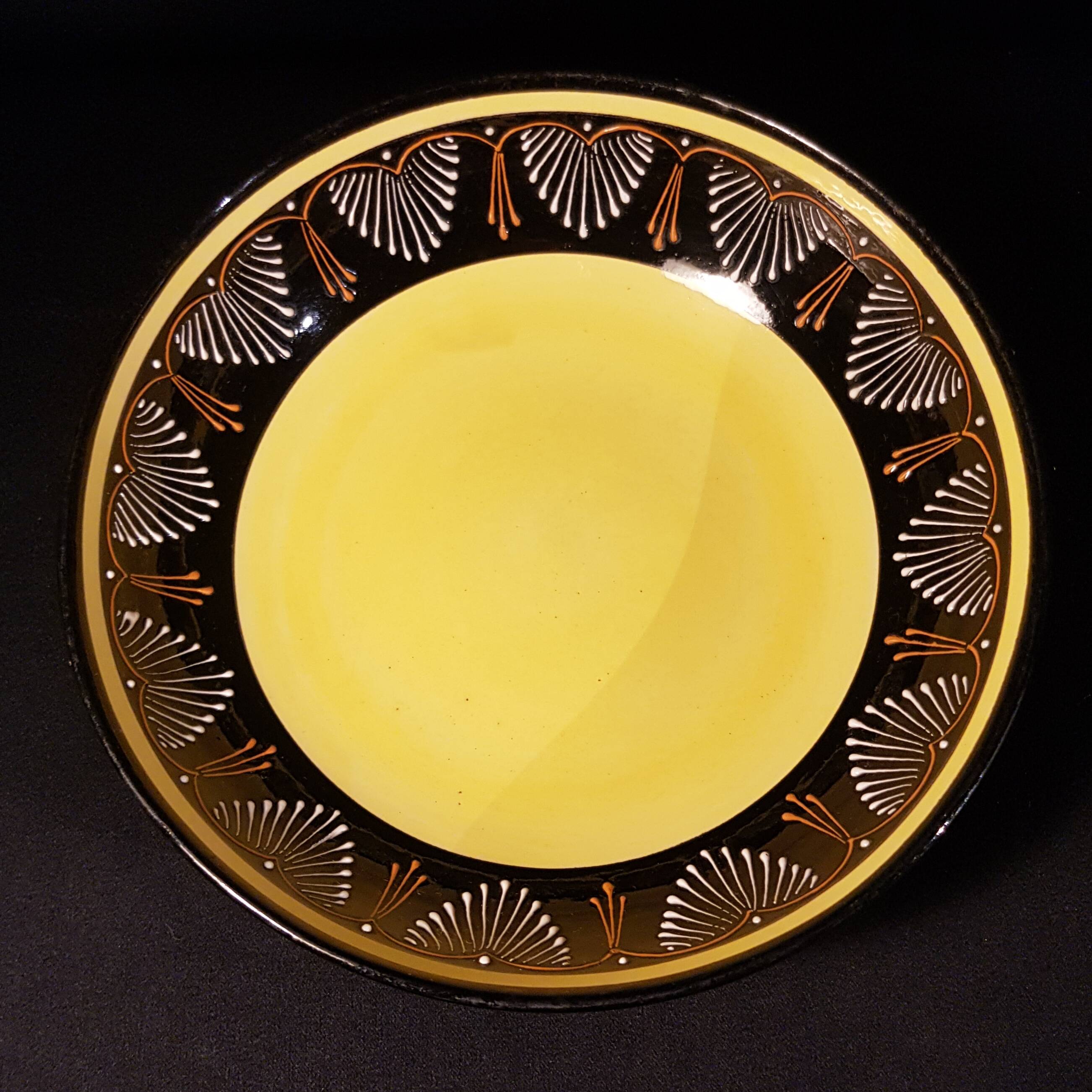 Henriot Quimper dish or cup