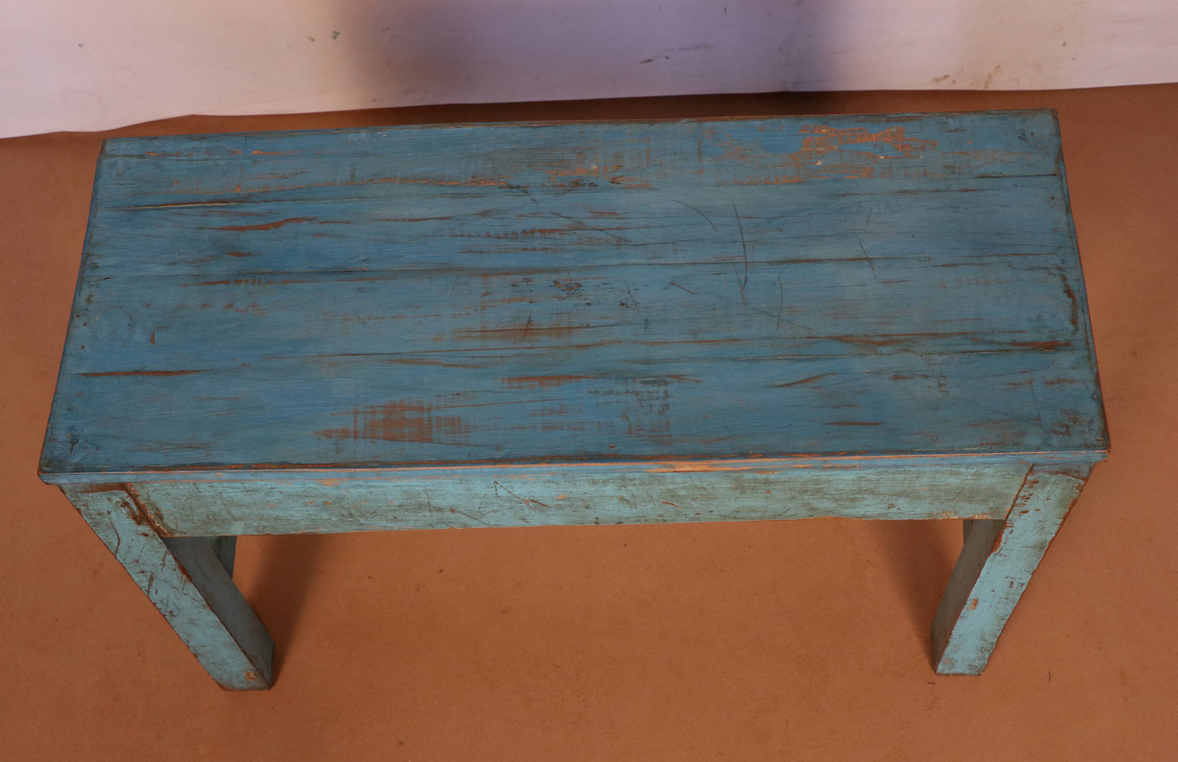 Former Burmese teak bench original blue patina