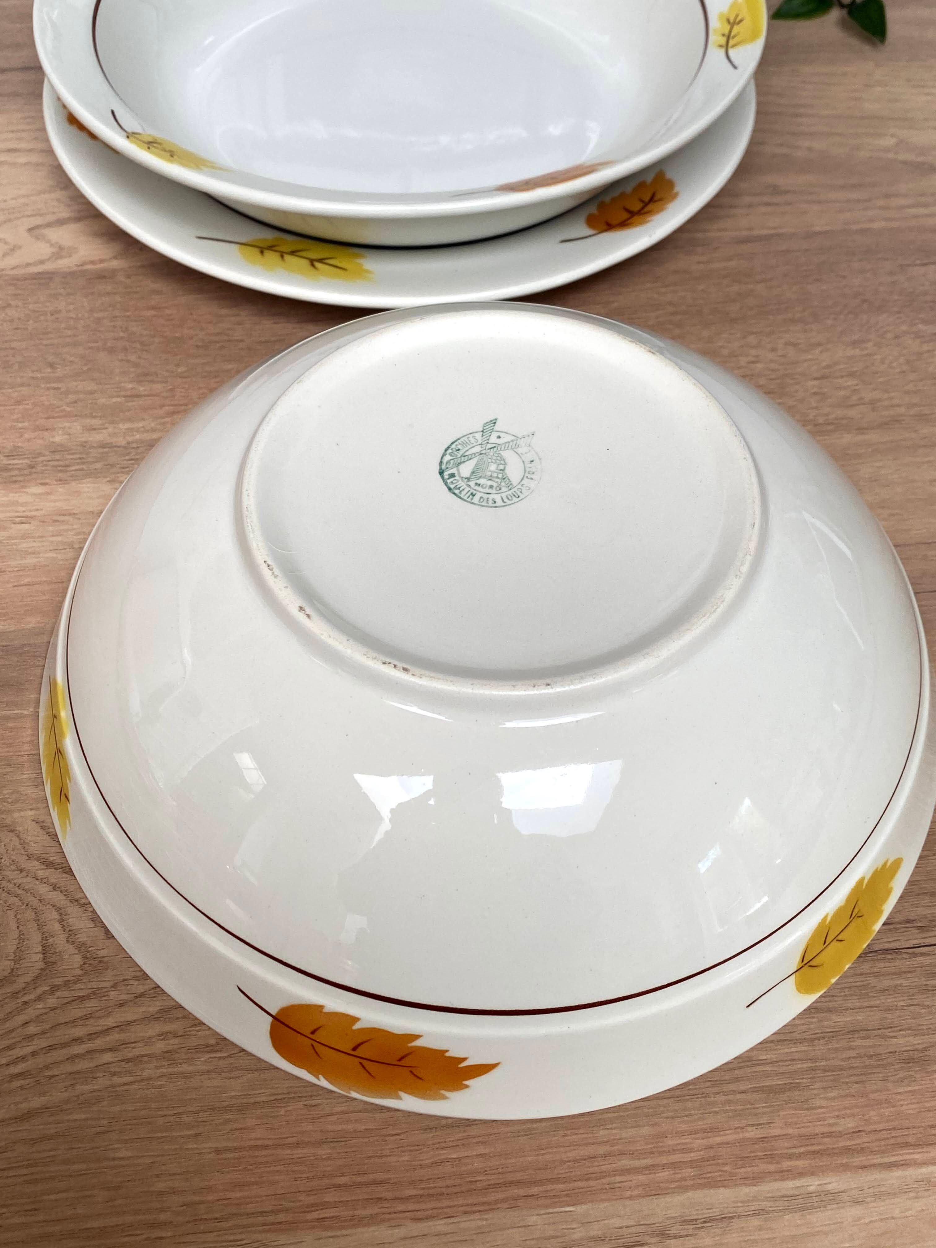 Set of 3-course Mill of Wolves autumn leaves