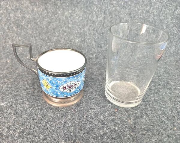 Service à thé ancien, travail persan cristal de Baccarat émaux sur cuivre