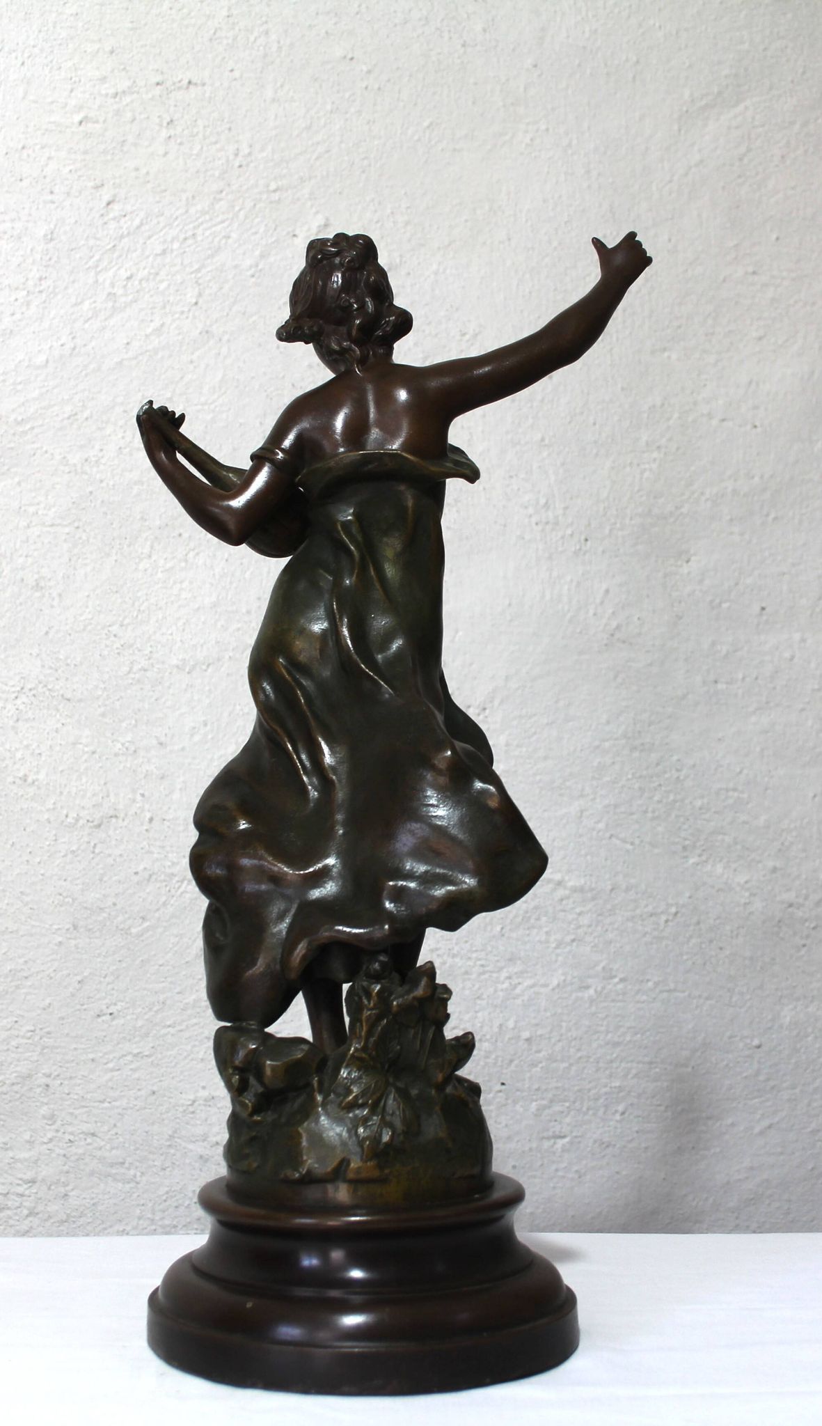 Ancient statue in bronze "Melody" after Auguste Moreau – Art Nouveau
