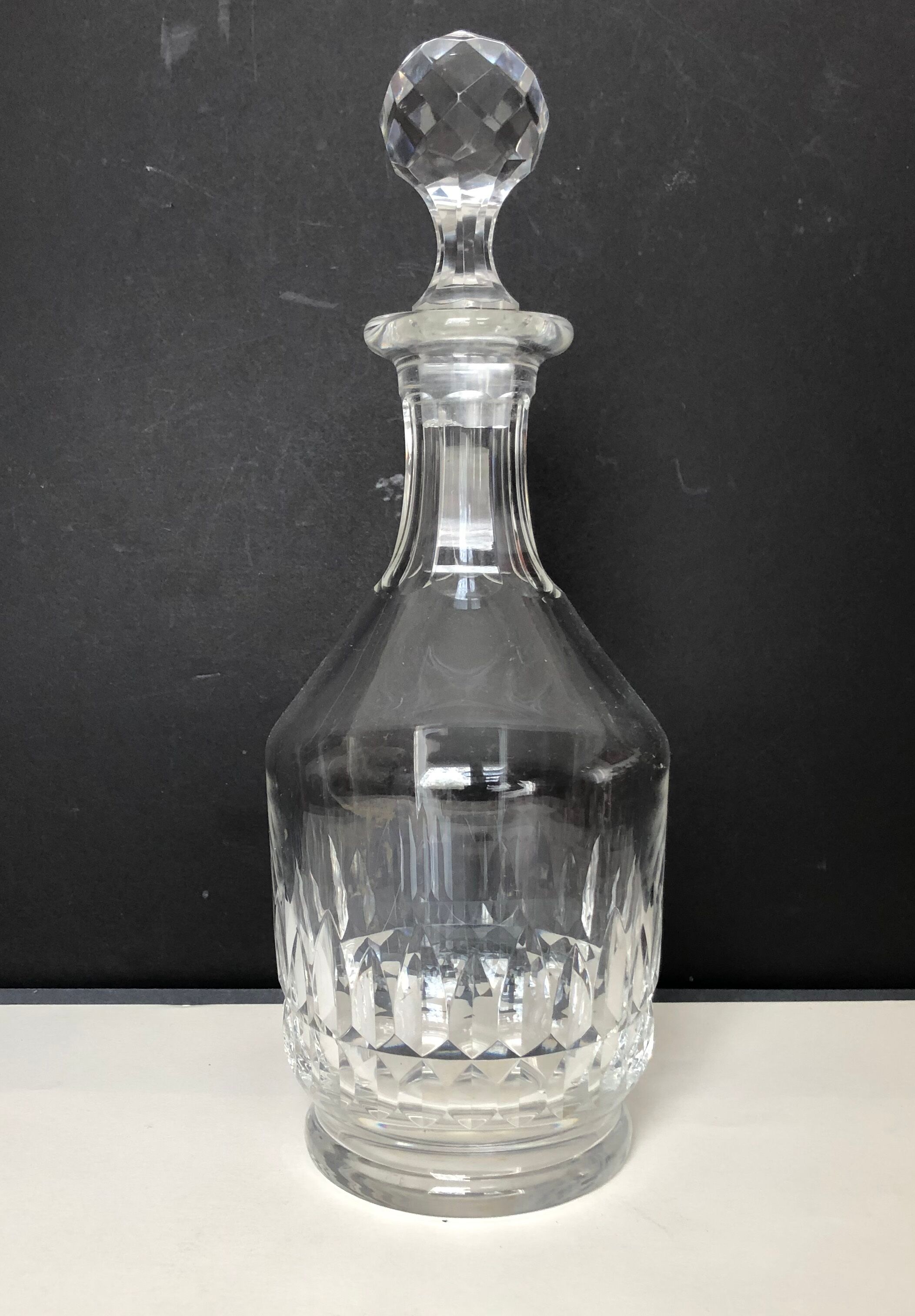Carafe en cristal taillé de Baccarat