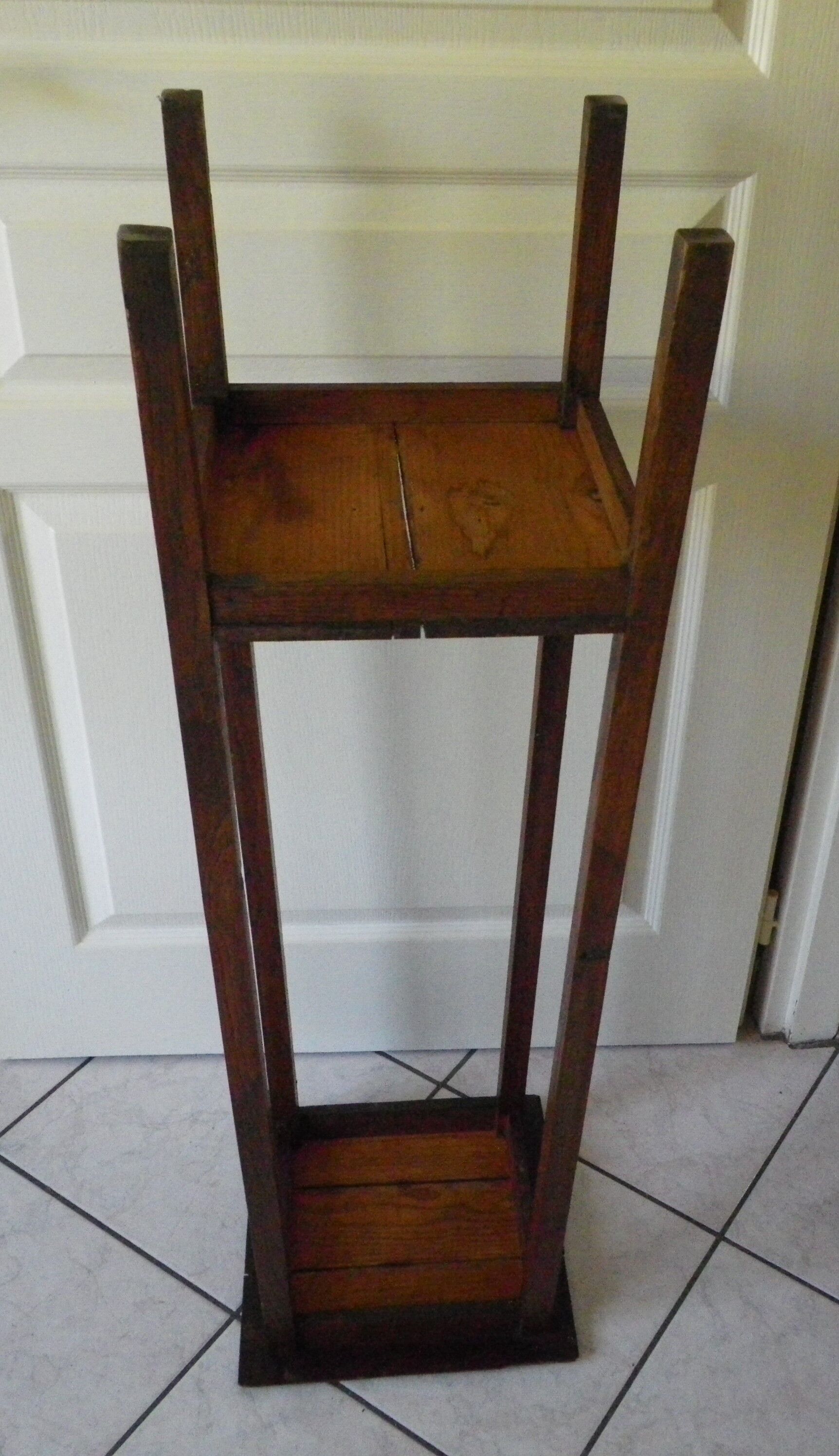 Old wooden sellette 40/50