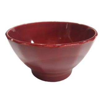 Burgundy ribbed ceramic bowl