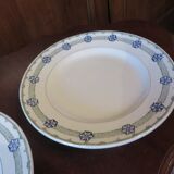 Duo of plates mounted St Amand