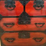 Japanese lacquered chest of drawers