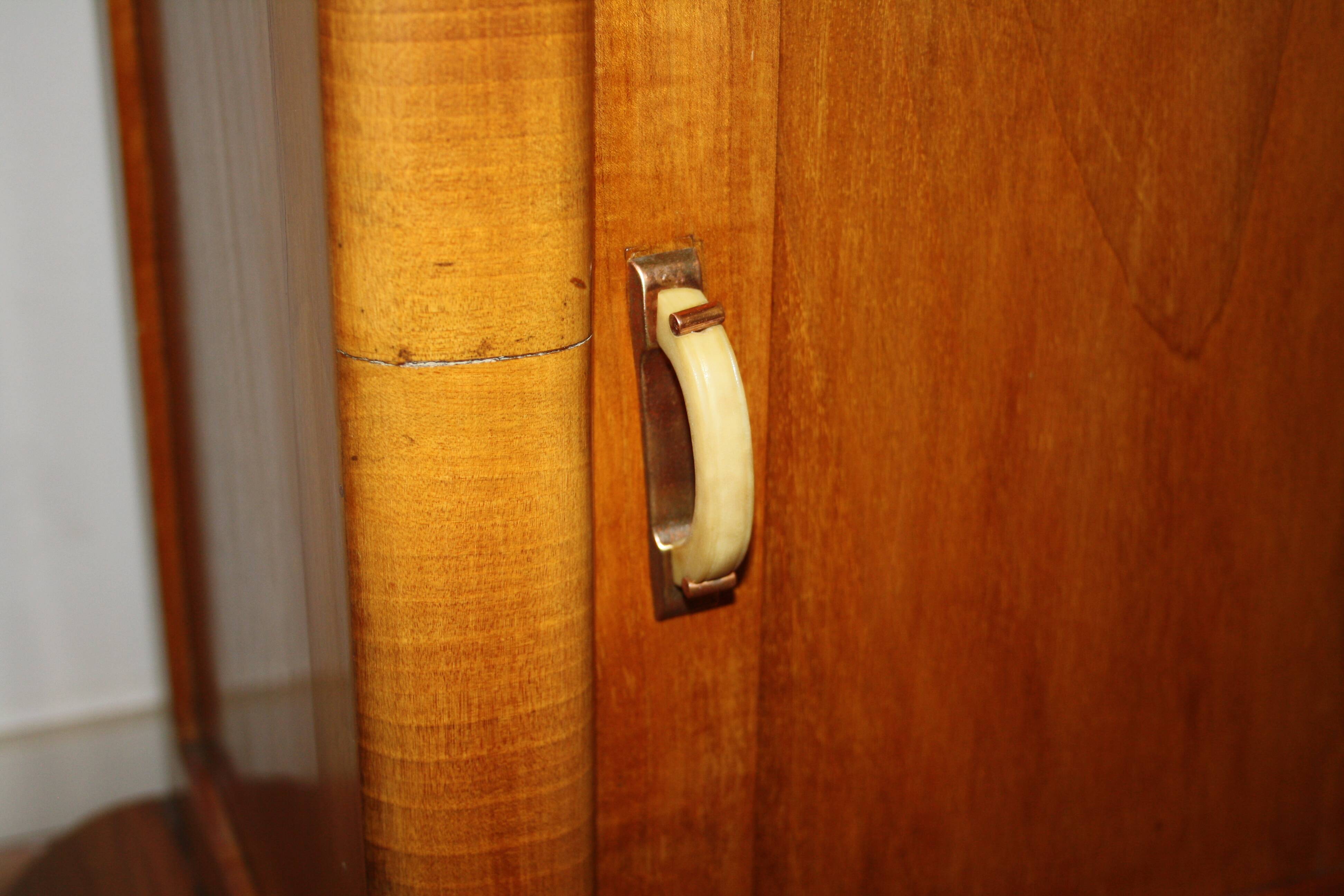 Art Deco Walnut TV Stand, 1950s, Mid-Century Modern Style