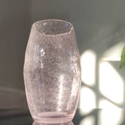Vase artisanal en verre bullé rose/transparent