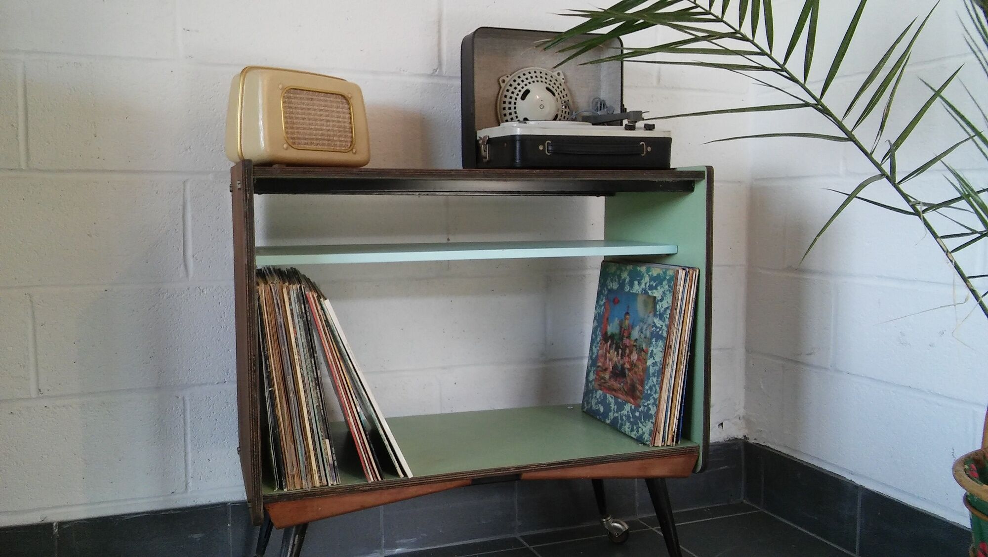 Console on wheels vintage 60s