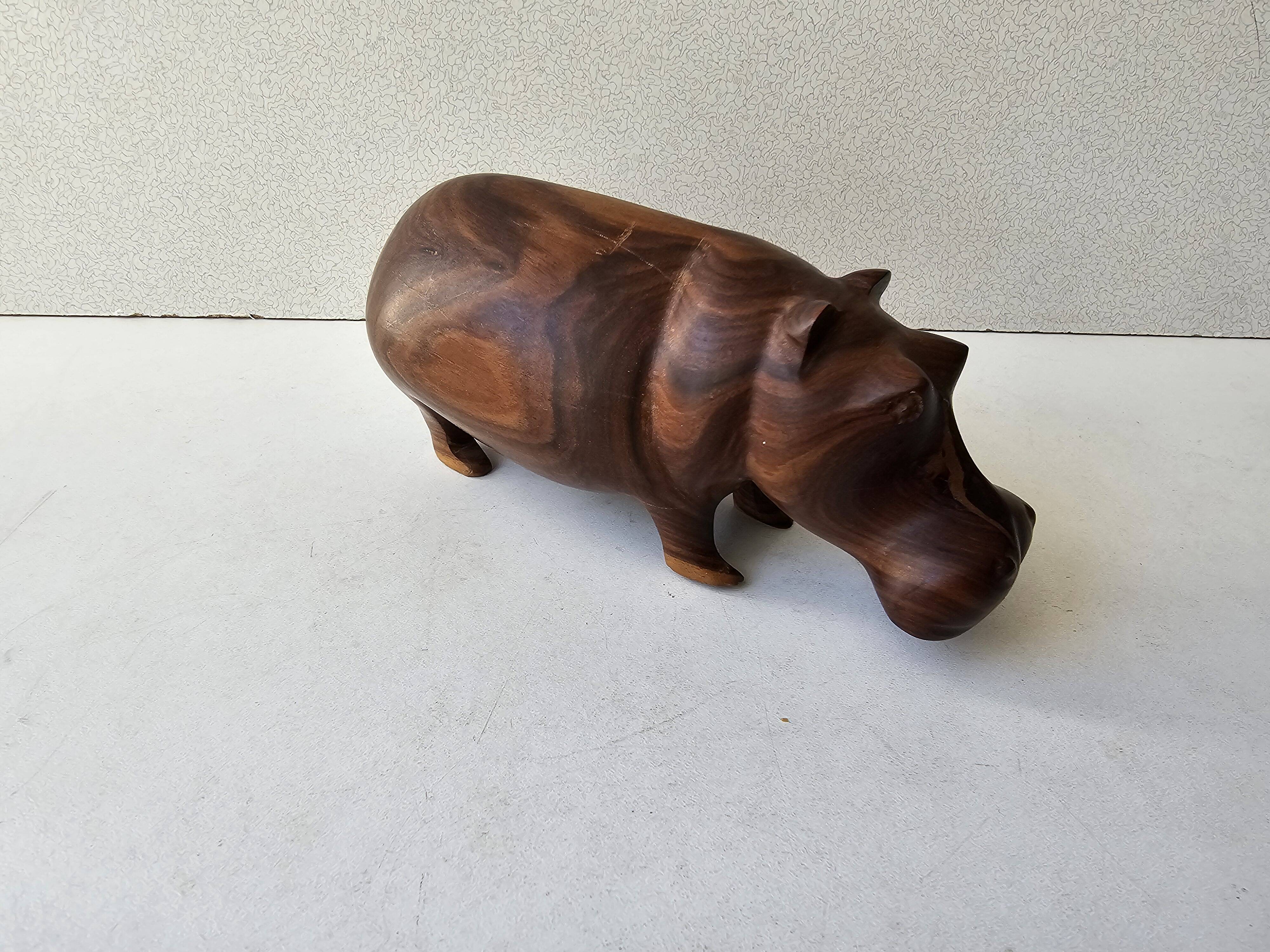 Zoomorphic wooden hippopotamus statuette sculpture