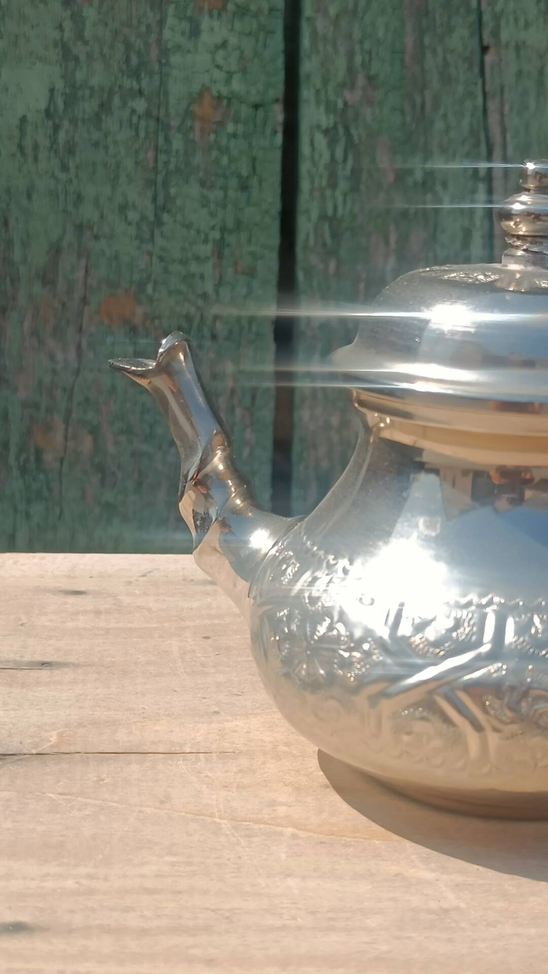 Vintage Moroccan teapot in silver-plated metal – Marouan