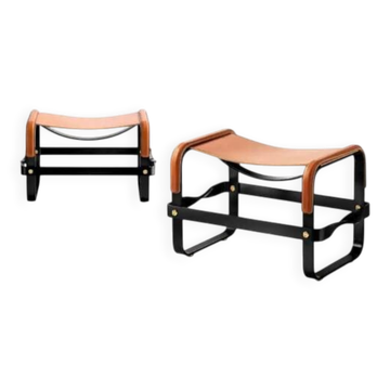 Wanderlust footrest pair, tobacco colour with black steel.