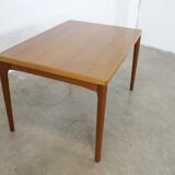 Extendable table by Henning Kjærnulf for Vejle Stolefabrik