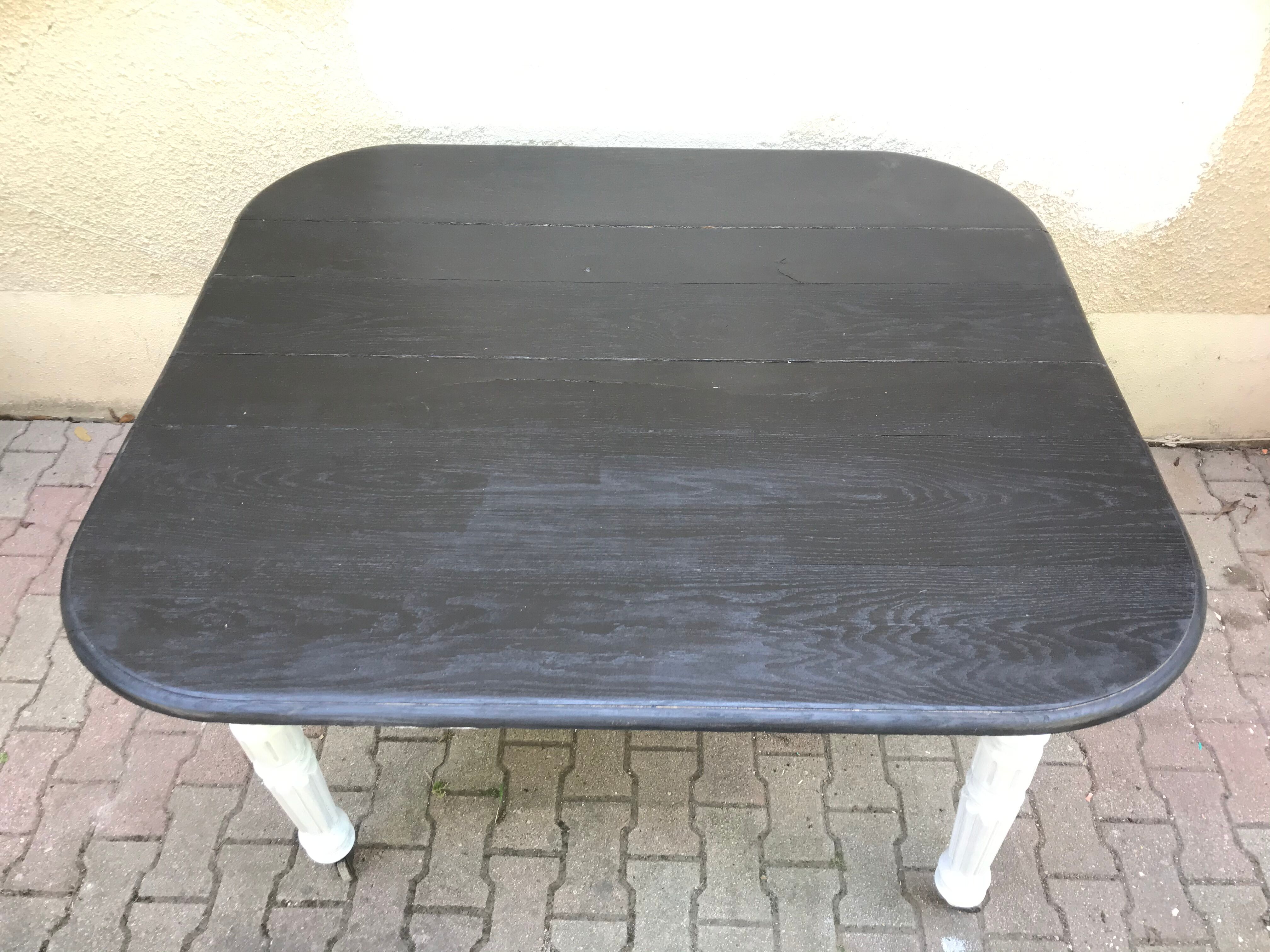 Old table Henri II