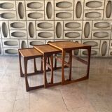 Tables gigognes anglaises en teck par G-Plan