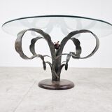 Table basse à fleurs en acier sculpté, années 1970