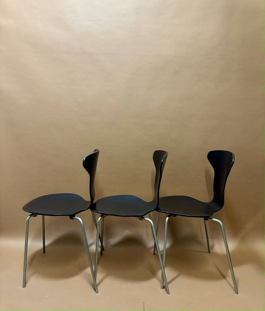 Arne Jacobsen chairs 3105 Mosquito