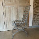 Lot de quatre chaises métalliques