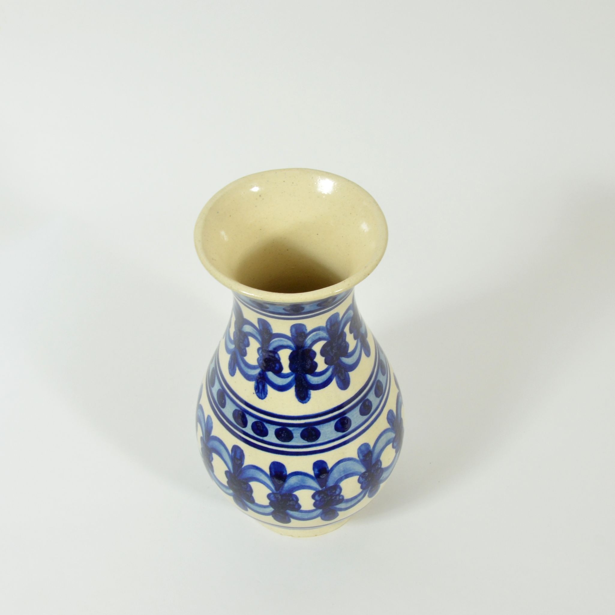 1970s folk decorated vase