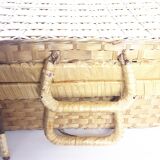 Picnic hut in blond wicker