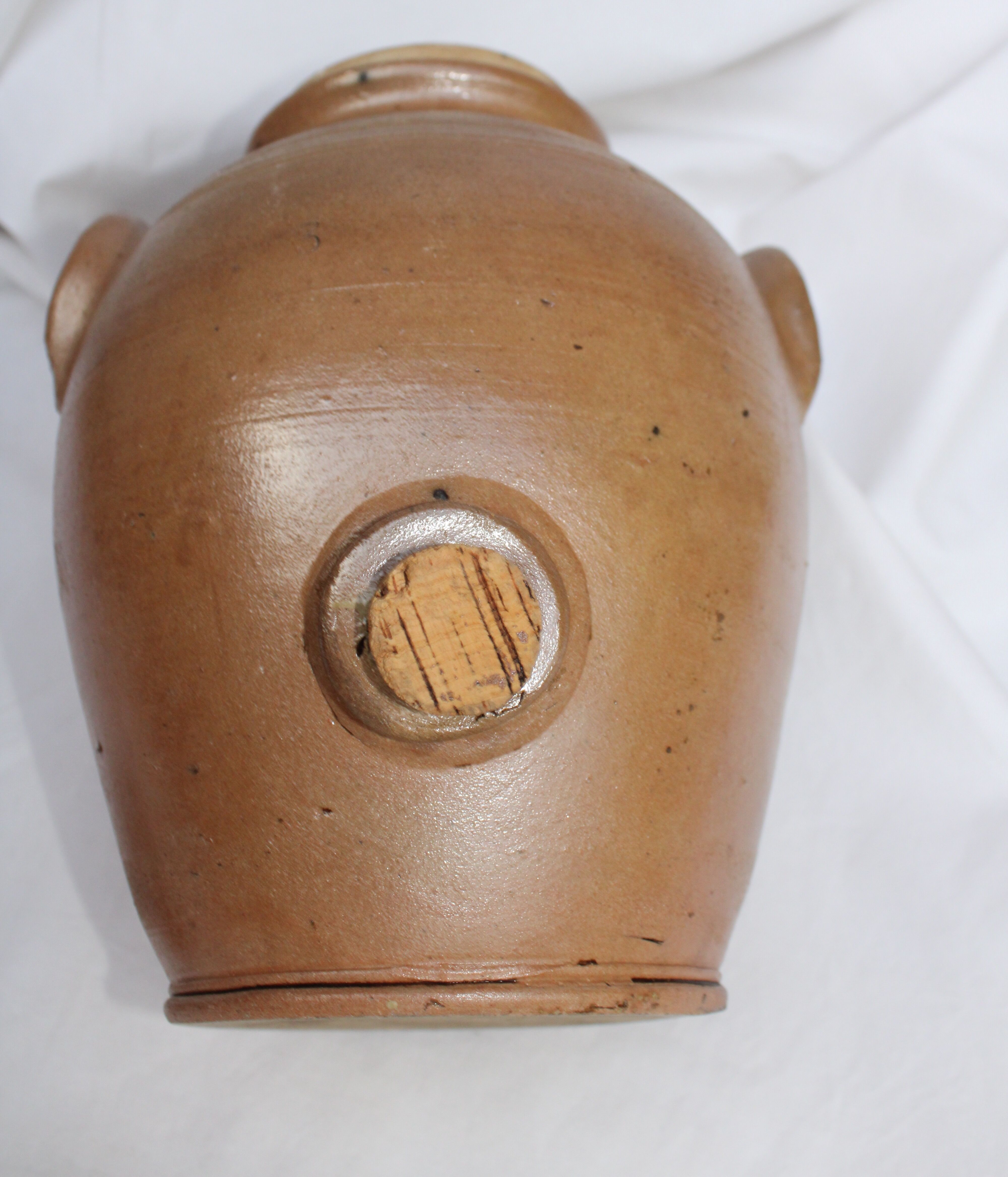 Old vinegar sandstone pot