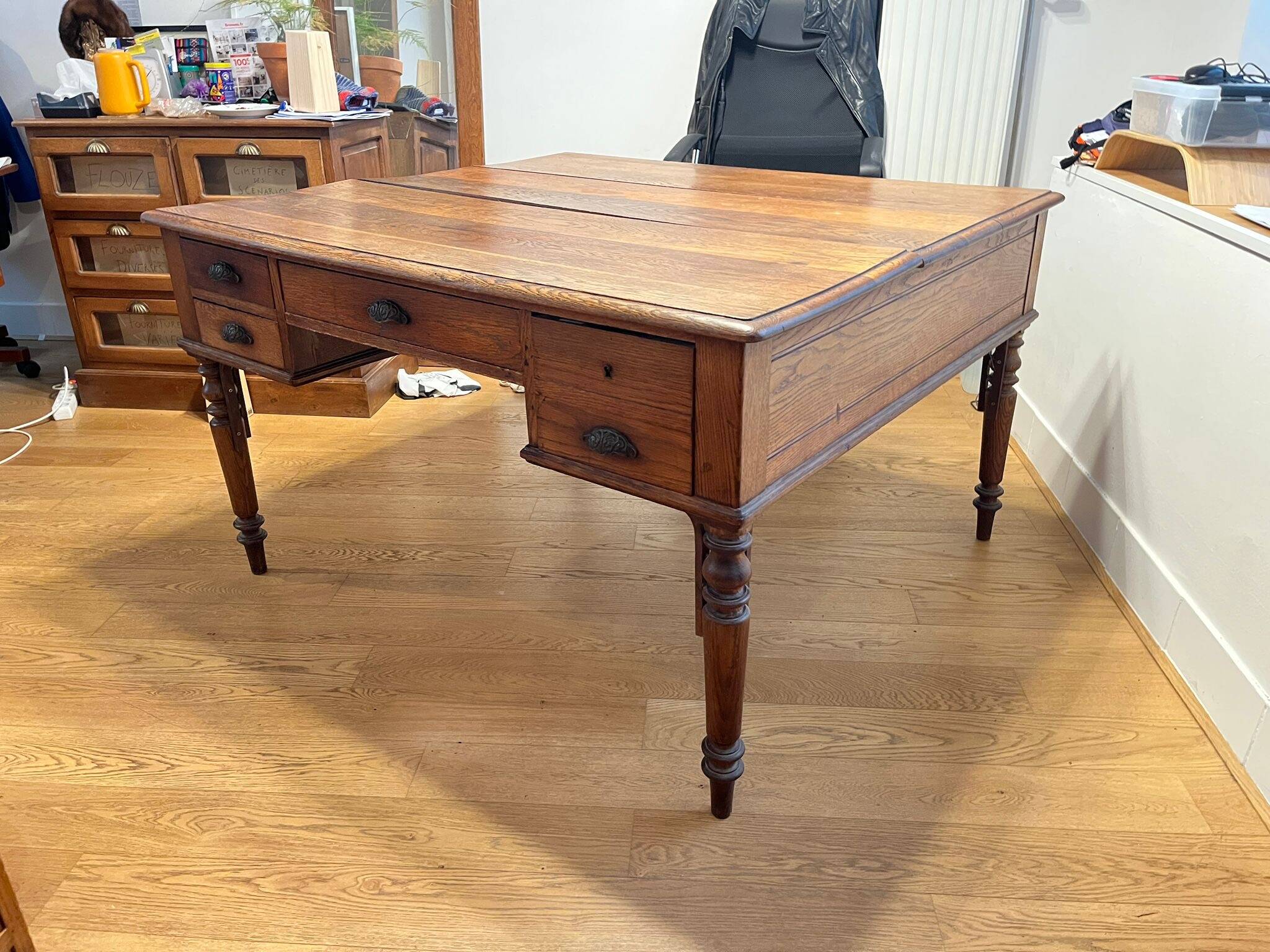 Double-sided oak desk – 19th century – Clichy Carpentry