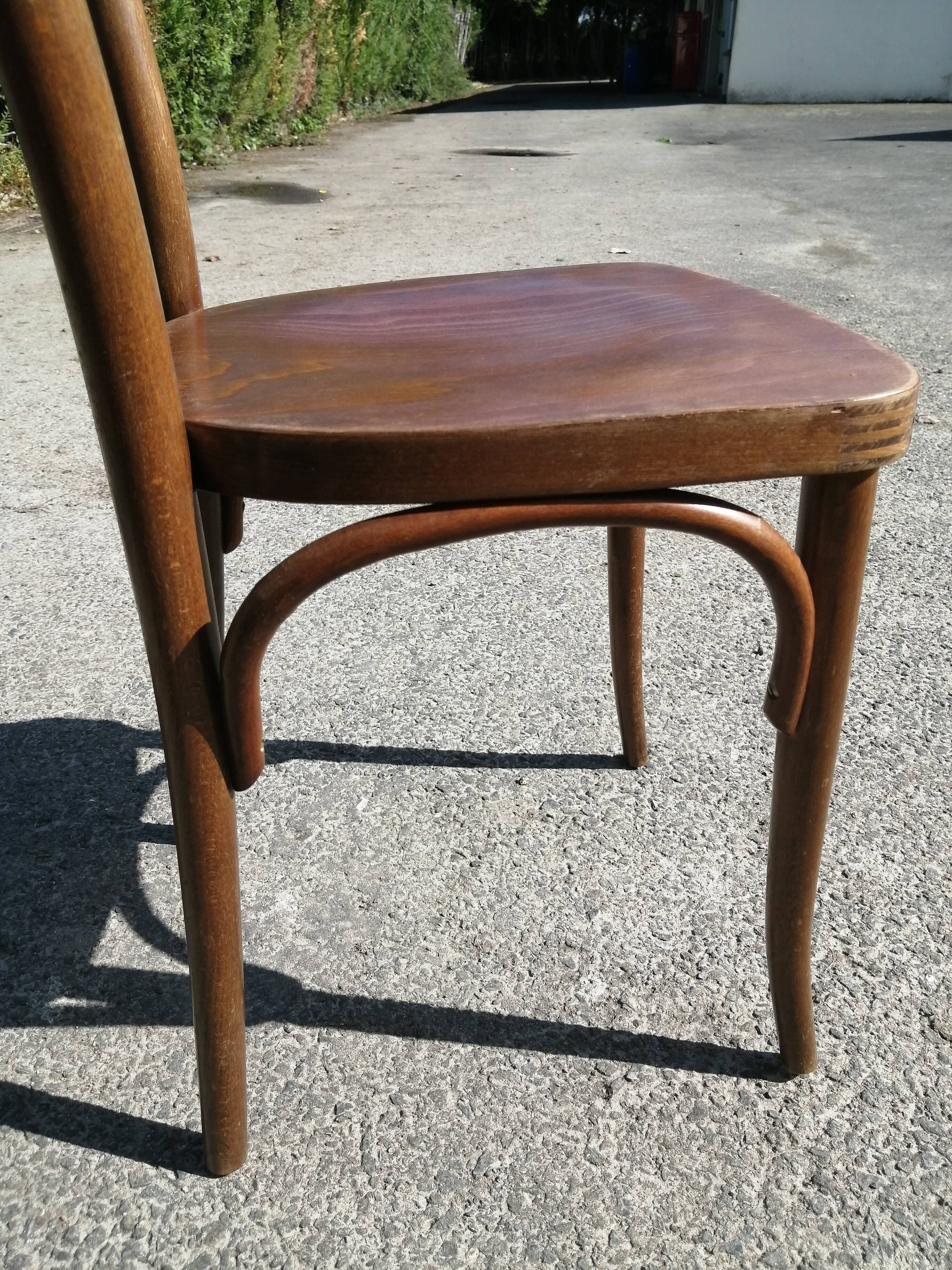 Set of 5 antique Thonet chairs