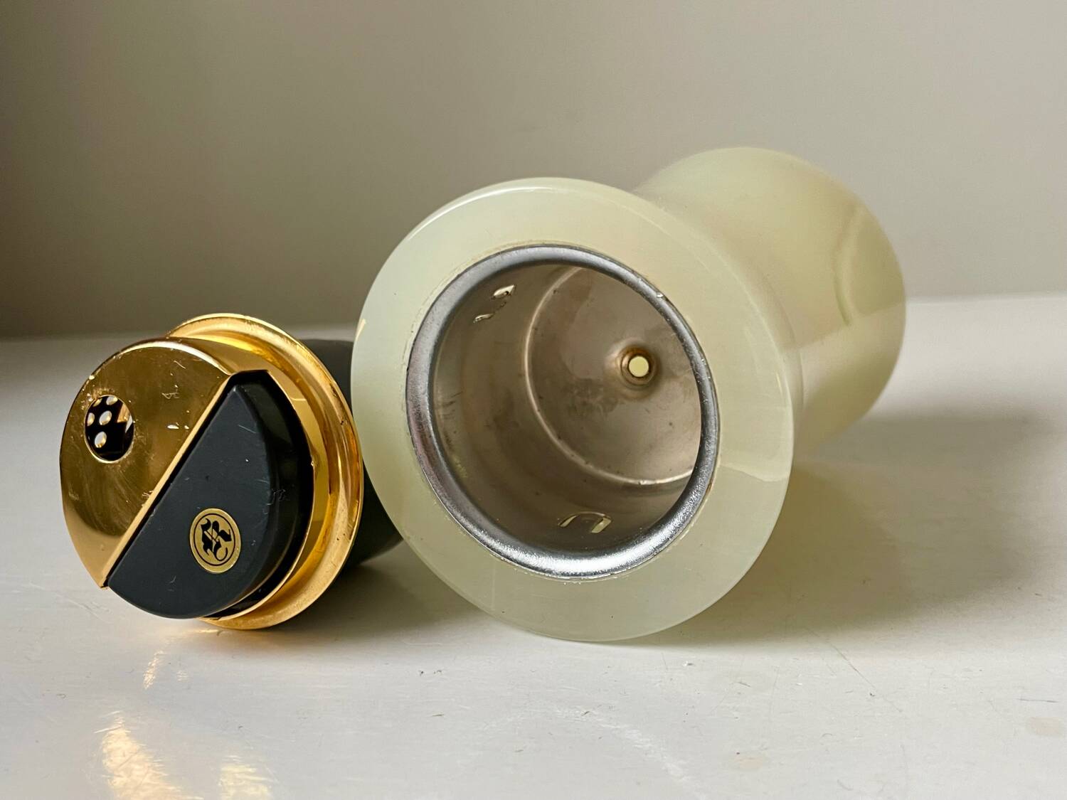 Vintage KOEI  Japan Unitron Table lighter in Onyx Marble