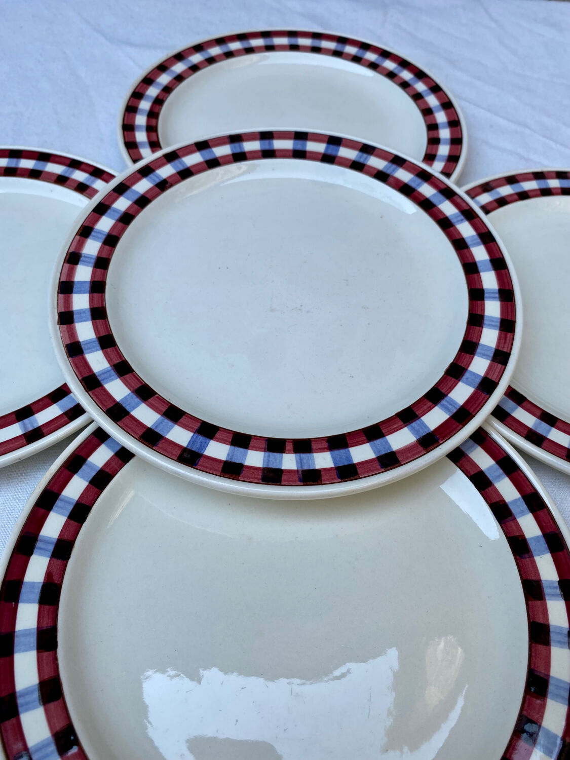 Villeroy & Boch dessert plates