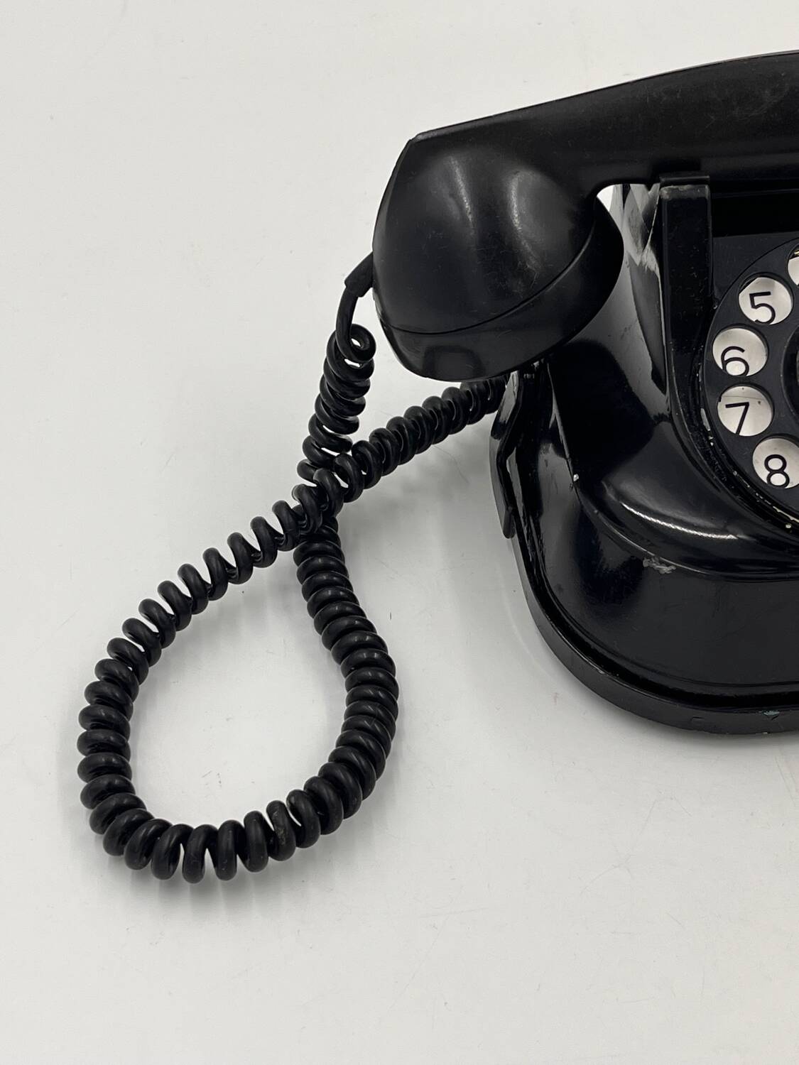 Bakelite phone
