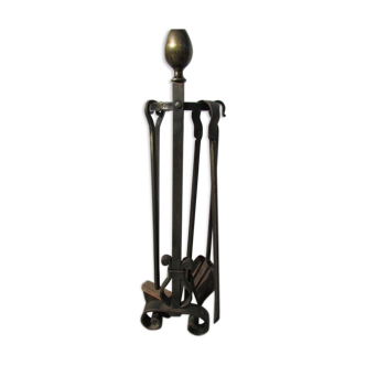 Wrought iron chimney servant, and bronze, ancient