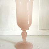 Vase en opaline rose