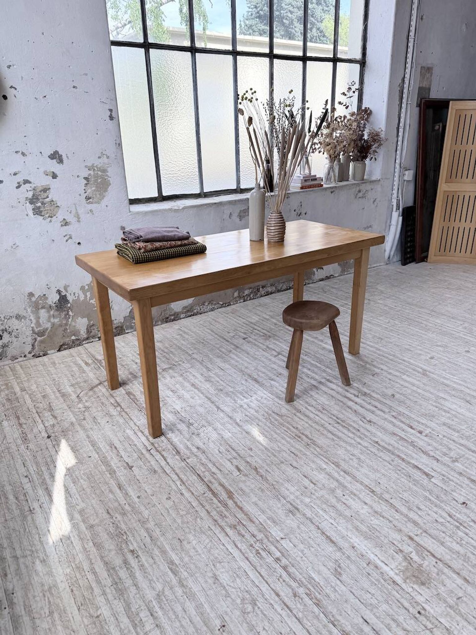 Solid elm farmhouse table 150cm