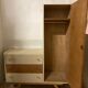 Armoire asymétrique vintage rénovée