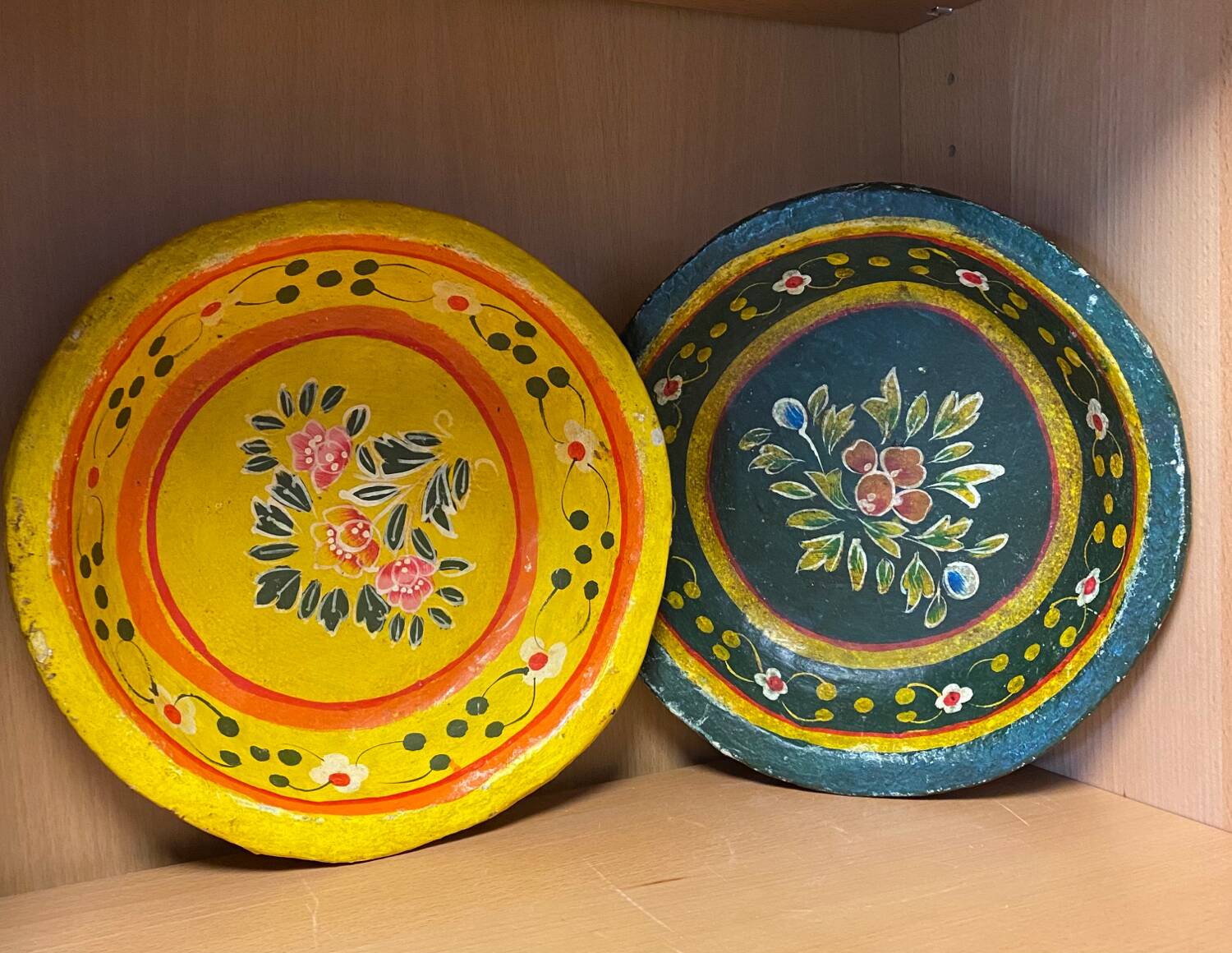 Napoleon III papier-mâché plates