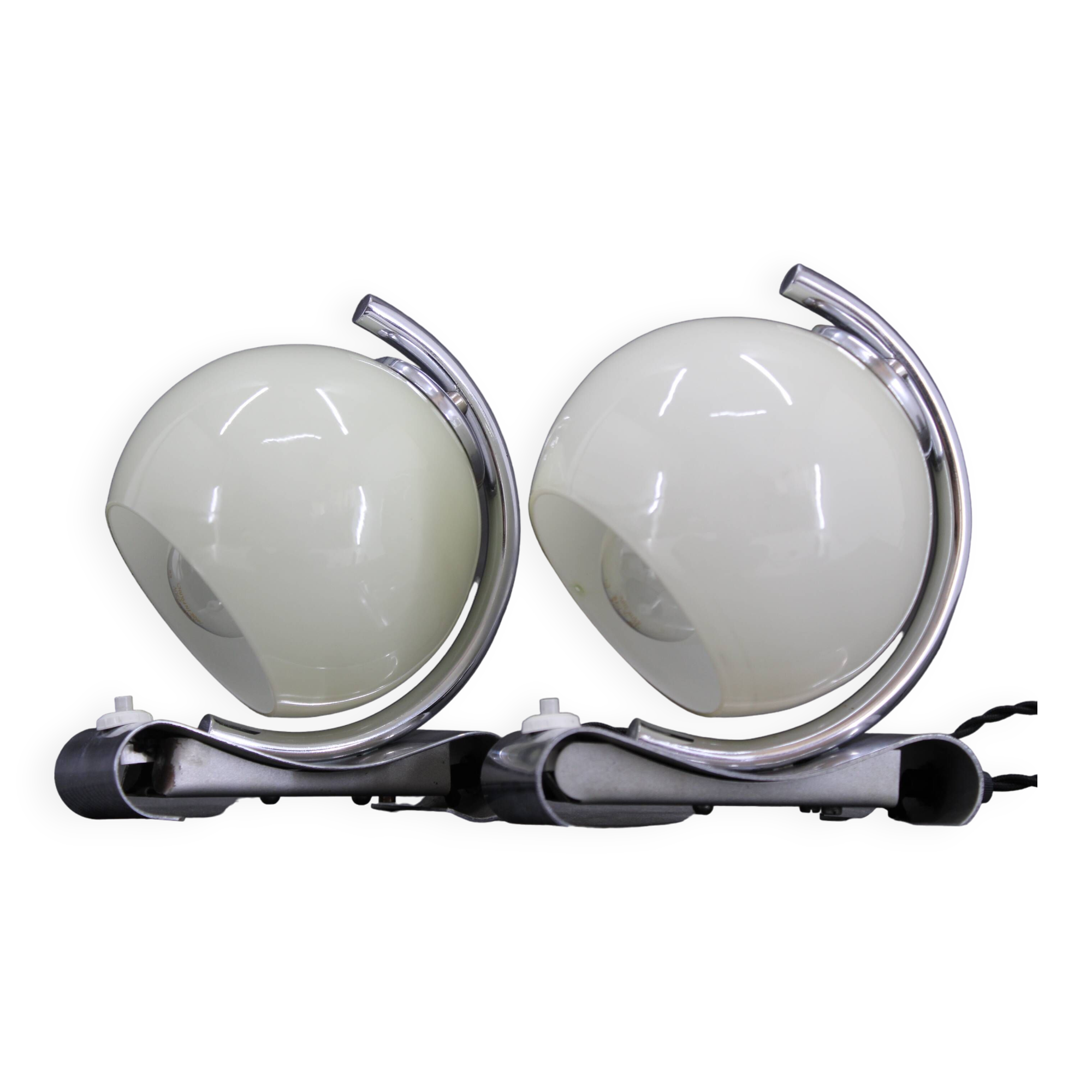 1930s Pair of Art Deco Chrome Plated Table Lamps, Czechoslovakia