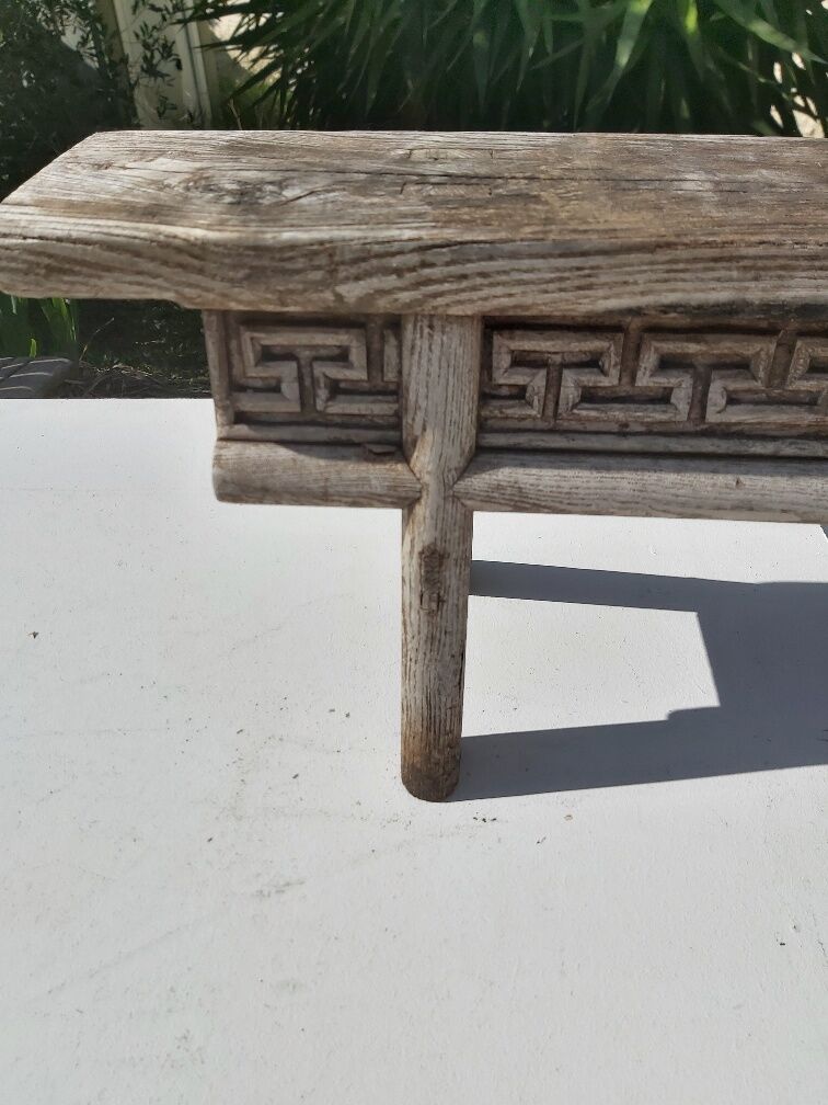 Former carved wood bench Orient/Asia