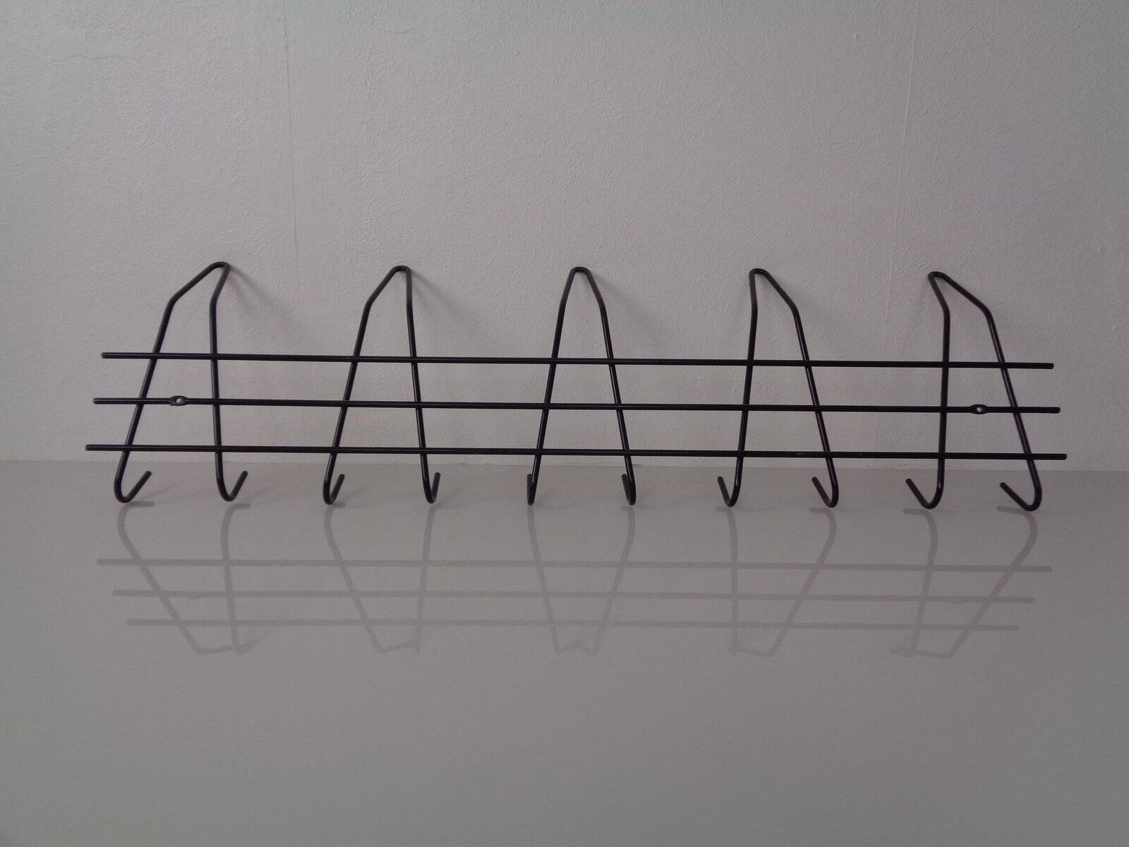 Minimalist String Wardrobe, 1960s