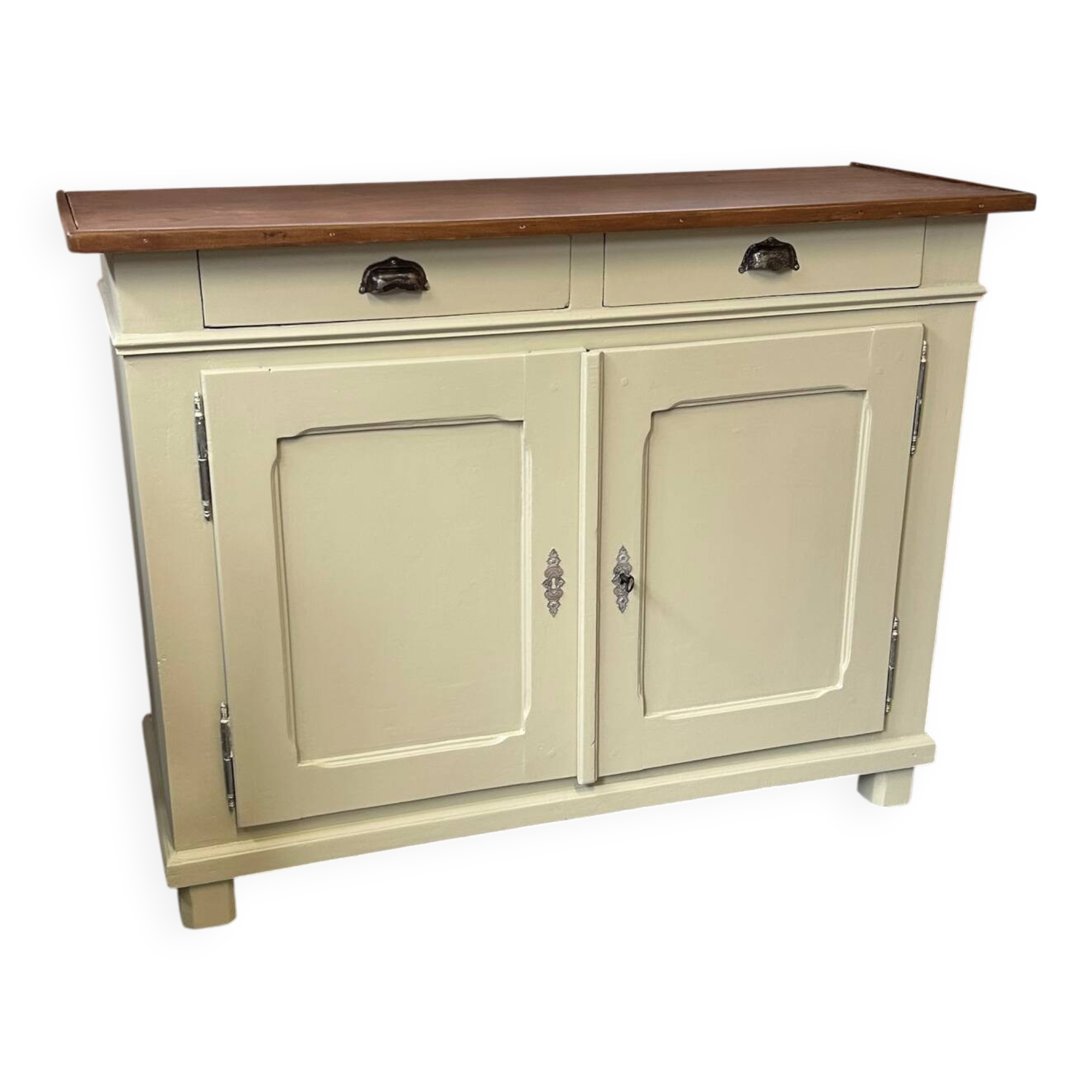 Chic country-style buffet with 2 doors