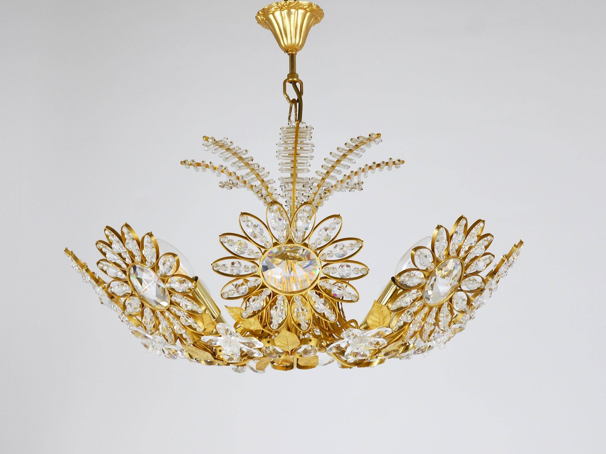Ernst Palme Grand Chandelier Palm Tree Flower Palwa, Gilded Brass, Crystals, 1970s