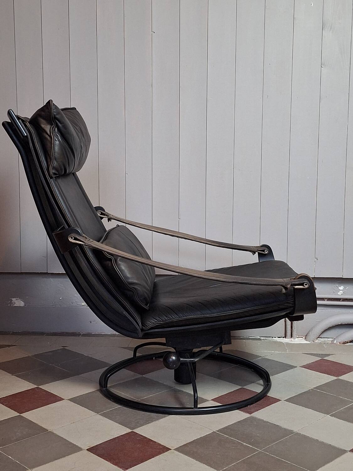 Ake Frybitter leather armchair