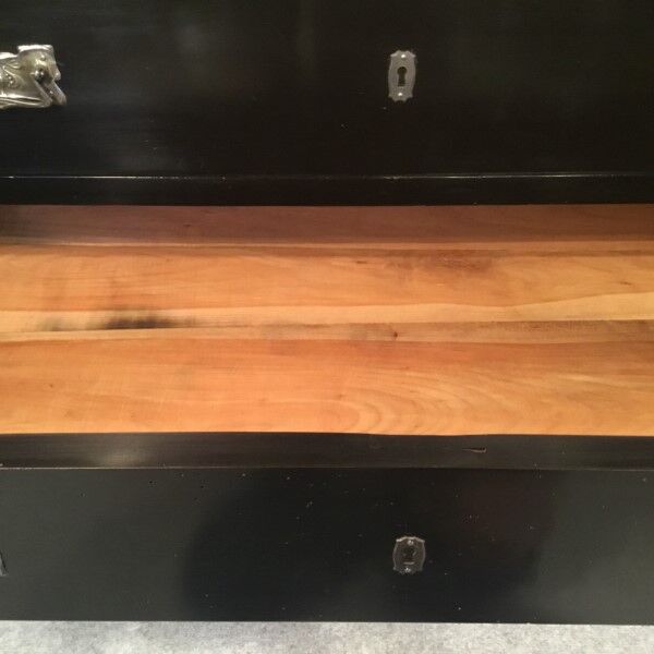 Black chest of drawers