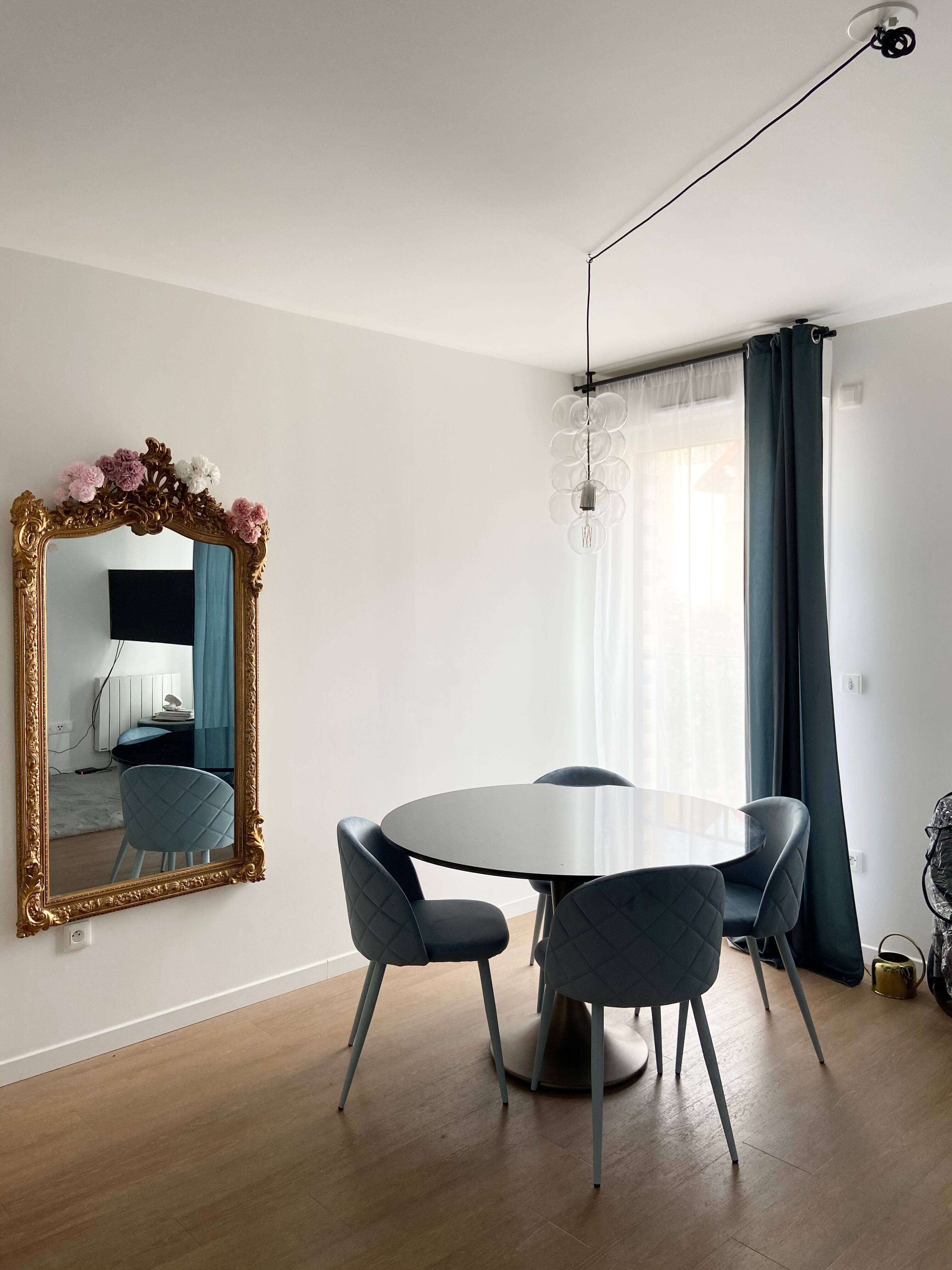 Marble dining table 120cm AMPM