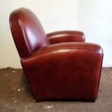 Club armchair with round back