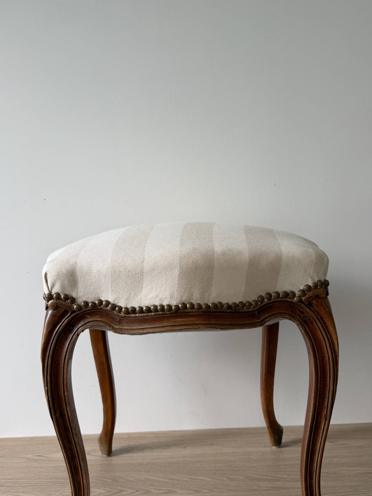 Antique stool - Louis XV style