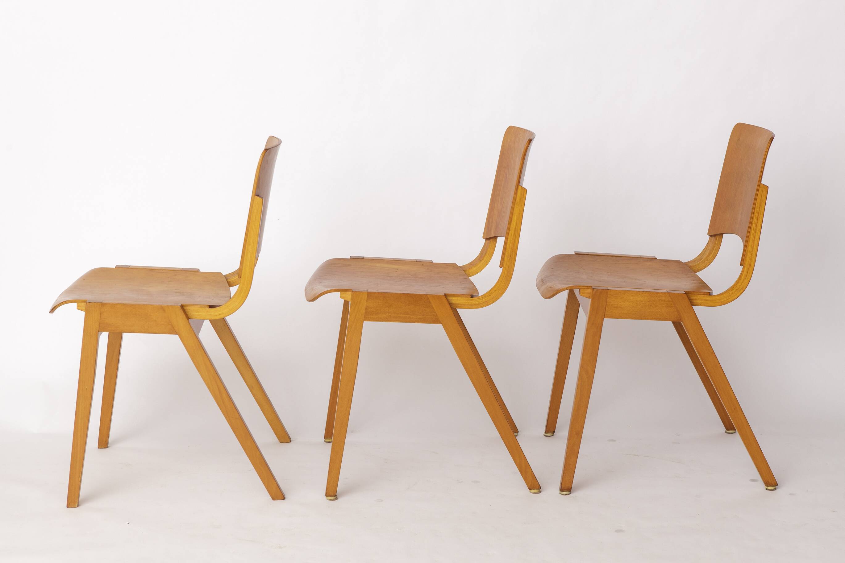 Set of 6 Wilkhahn Stackable Chairs – Beech Wood – Germany 1970s – Vintage