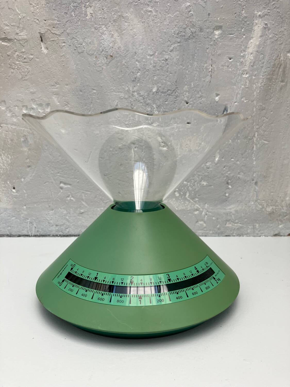 Dolly Guzzini kitchen scale design Ennio Pasini, Guzzini