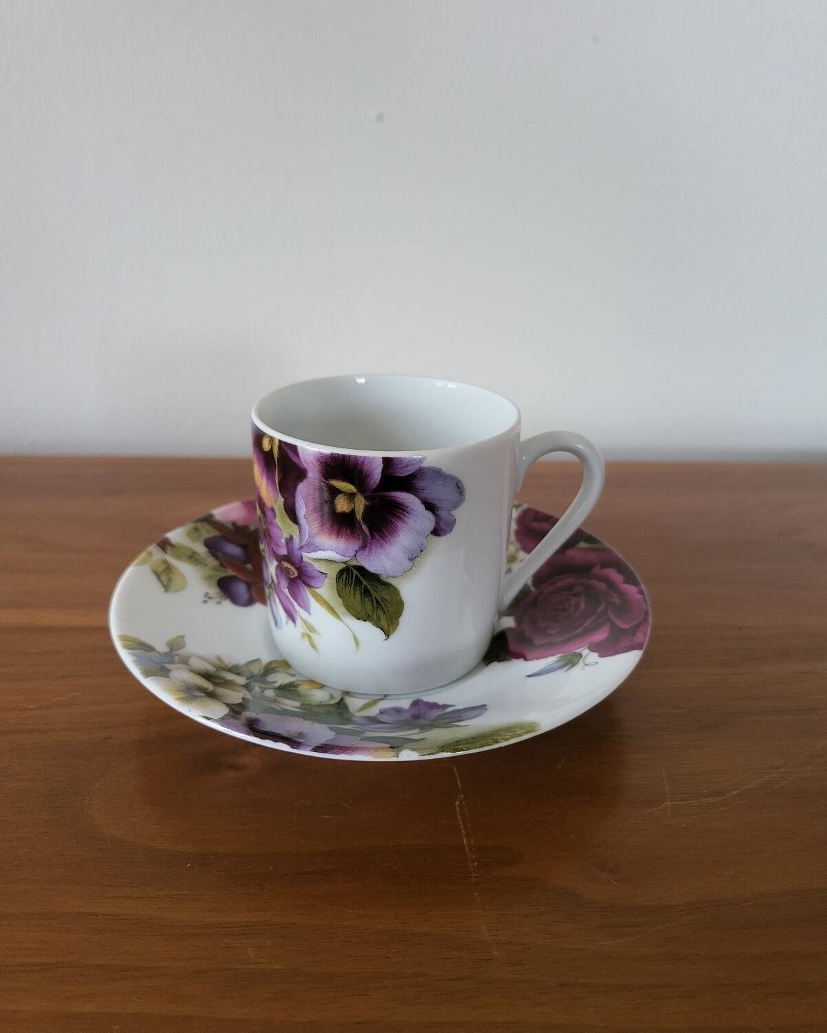 Porcelain Coffee Cup Bill Goldsmith Limoges "Victoria"